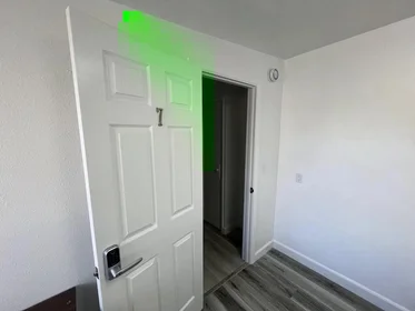 Quarto privado em 85201, imagem 34 de 41