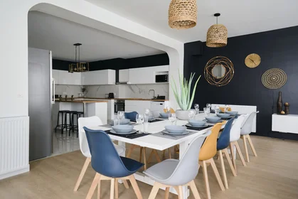 Özel oda konumu 271 rue d'Estienne d'Orves, 11 39 görüntüsü