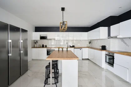 Özel oda konumu 271 rue d'Estienne d'Orves, 14 39 görüntüsü