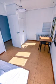 Quarto privado em Avenida de la Merced, imagem 4 de 44