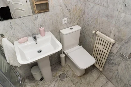 Habitación privada en Paseo de los Pontones, imagen 21 de 22