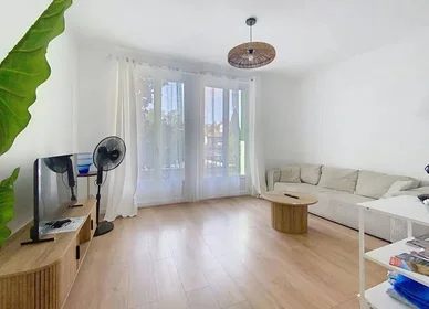 Quarto privado em Avignon, 84000, imagem 1 de 10