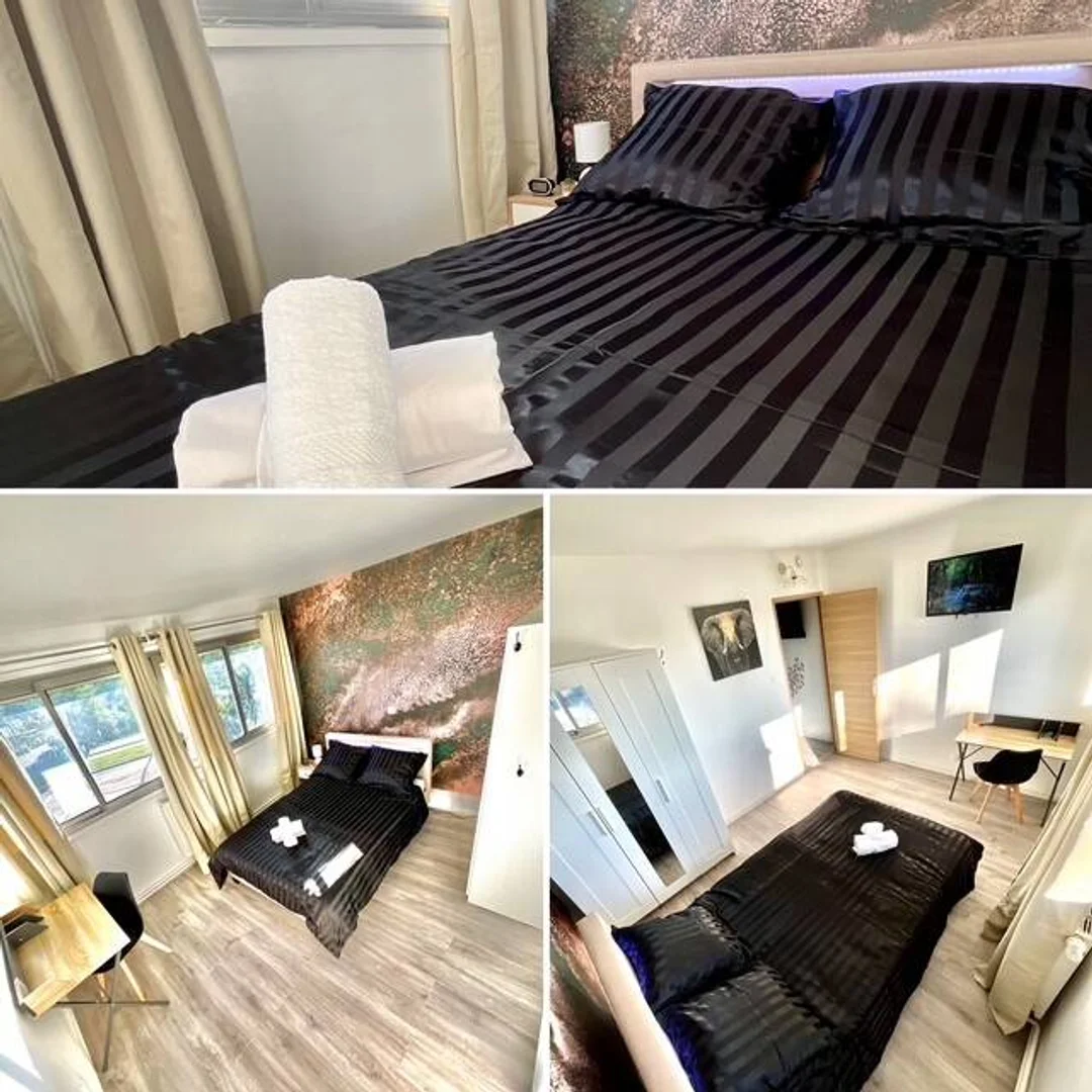 Habitación en apartamento estudiantil en alquiler en , completamente amueblado