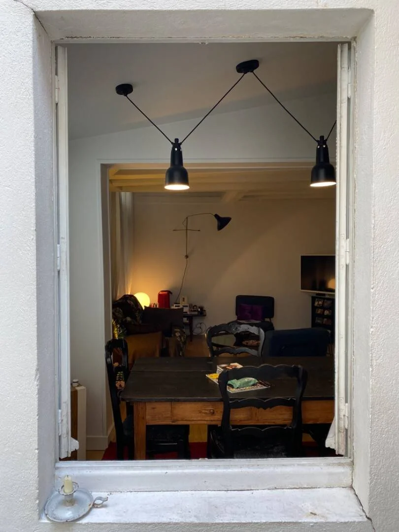Student-friendly room in  with modern amenities