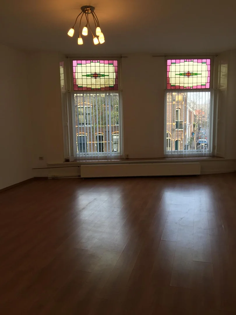 Compact studio apartment ideal for students in 
