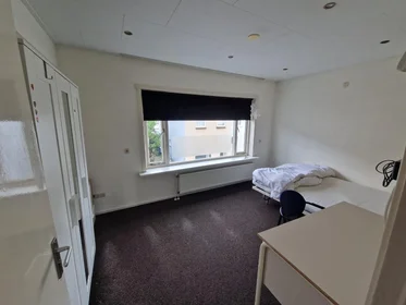 Apartamento inteiro em C.J. Snuifstraat, imagem 2 de 10