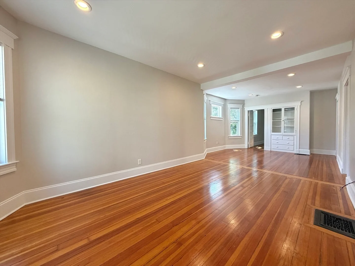 8, Fox St., Unit 1, Dorchester, Boston, MA, 02122