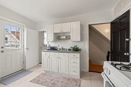 Entire apartment in residence at 377, Dorchester St., Unit 3, South Boston, Boston, MA, 02127, image 6 of 16