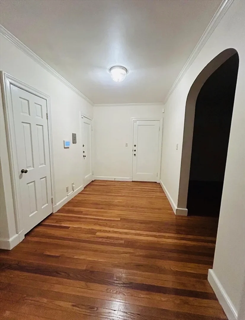 60, Sutherland Rd., Unit 1, Brighton, Boston, MA, 02135