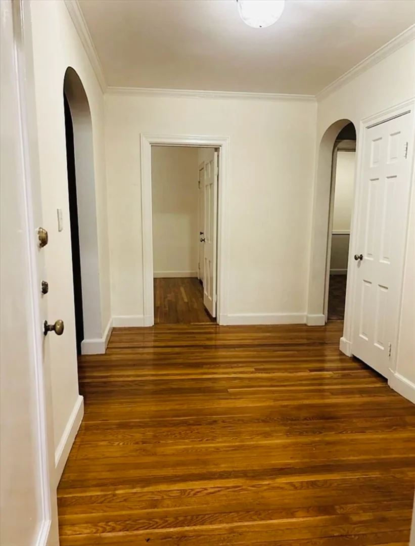 60, Sutherland Rd., Unit 1, Brighton, Boston, MA, 02135