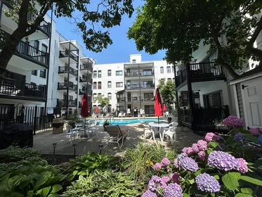 Logement entier à 4, Commonwealth Ct., Unit 17, Brighton, Boston, MA, 02135, image 1 de 10