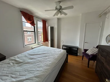 Logement entier en résidence à 4, Commonwealth Ct., Unit 17, Brighton, Boston, MA, 02135, image 12 de 15
