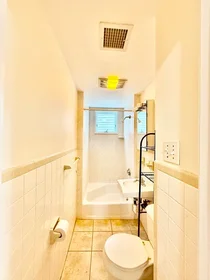 整套公寓 在住宅内 在 724, Cambridge St., Unit 2, Wellington, Cambridge, MA, 02141, 21的图像10