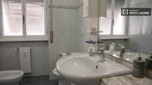 Privatzimmer in der Via Emilio Albertario, bild 12 von 19
