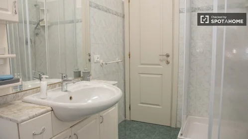 Privatzimmer in der Via Emilio Albertario, bild 13 von 19