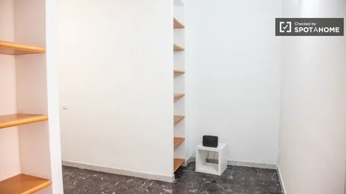 Privatzimmer in der Via Emilio Albertario, bild 17 von 19