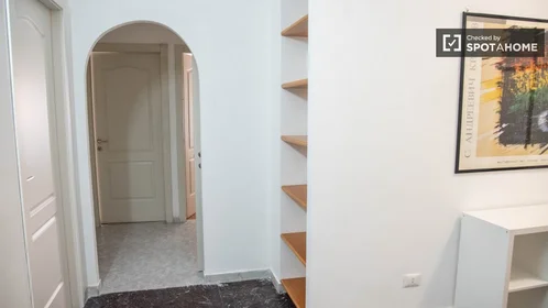 Privatzimmer in der Via Emilio Albertario, bild 18 von 19