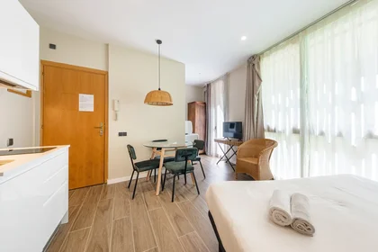 Apartamento inteiro em Carrer dels Tiradors 1, imagem 5 de 15