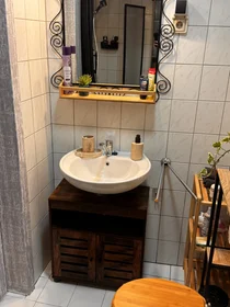Quarto privado em Rheinische Straße, imagem 8 de 12