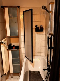 Quarto privado em Rheinische Straße, imagem 10 de 12