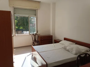Apartamento inteiro em Viale Cavour 129, imagem 6 de 10