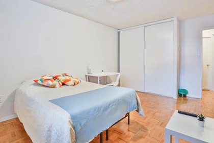 Prywatny pokój w rezydencji 77 Huntley St, Toronto, ON M4Y 2P3, Canada, obraz 11 14