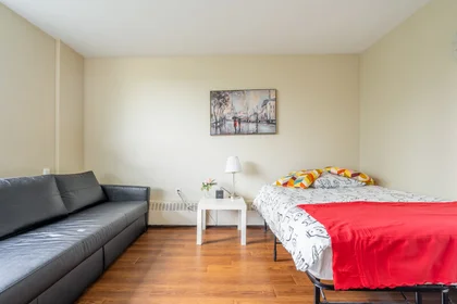 Prywatny pokój w rezydencji 111 Davisville Ave, Toronto, ON M4S 1G5, Canada, obraz 22 43