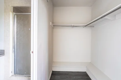 Prywatny pokój w rezydencji 111 Davisville Ave, Toronto, ON M4S 1G5, Canada, obraz 8 43