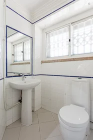 Habitación privada en Largo Manuel Emídio da Silva, imagen 13 de 17