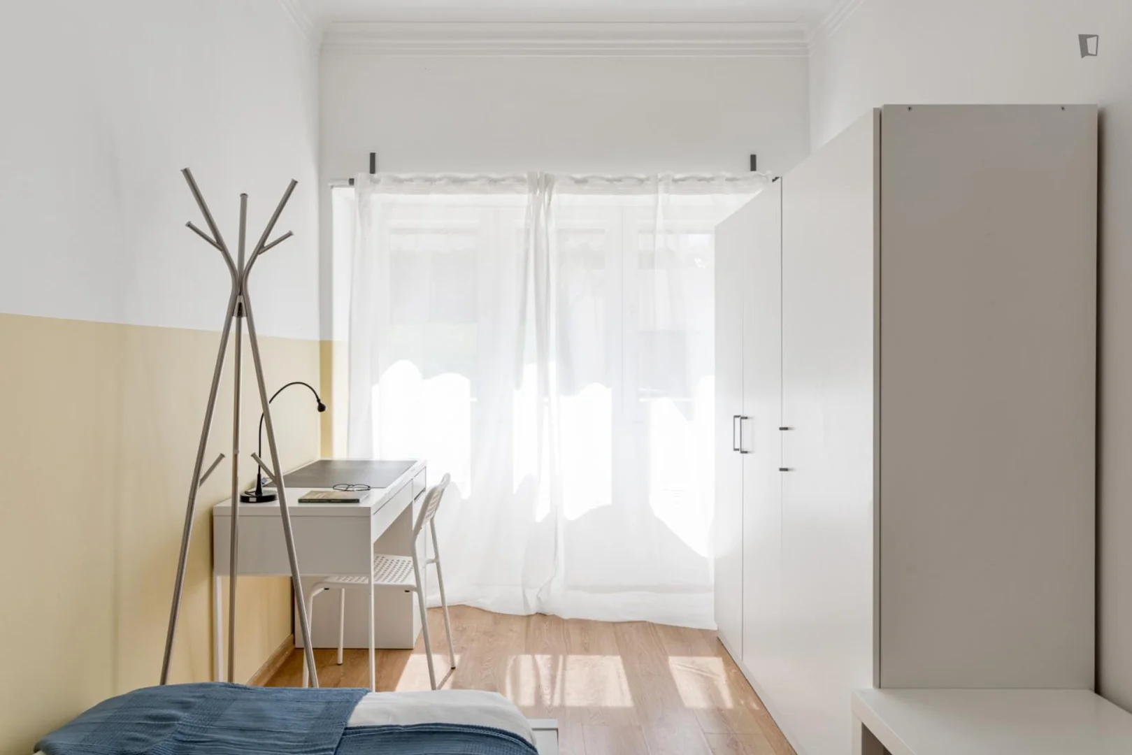 Habitación en apartamento estudiantil en alquiler en , completamente amueblado
