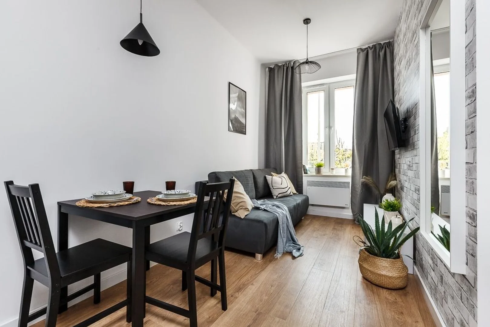 Chambre conviviale pour les étudiants dans  avec des équipements modernes
