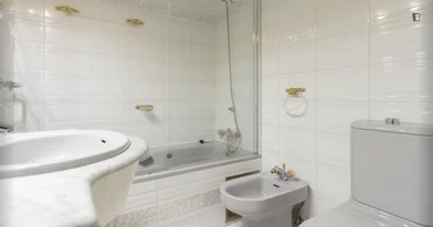 Quarto privado em Calle del Doctor Castelo, imagem 18 de 30