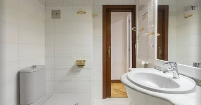 Quarto privado em Calle del Doctor Castelo, imagem 20 de 30