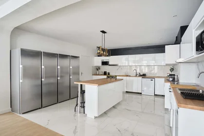 Chambre privée à 271 Rue d'Estienne d'Orves, 92700 Colombes, France, image 19 de 39