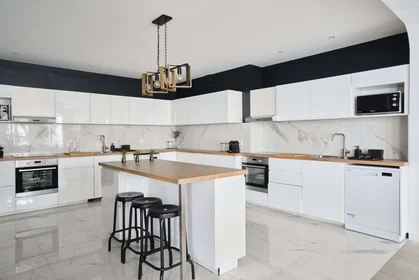 Chambre privée à 271 Rue d'Estienne d'Orves, 92700 Colombes, France, image 21 de 39