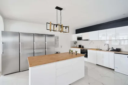 Chambre privée à 271 Rue d'Estienne d'Orves, 92700 Colombes, France, image 25 de 39