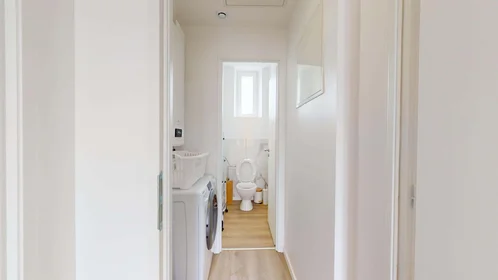 Quarto privado em 1 Rue Vauban, 54000 Nancy, France, imagem 14 de 17