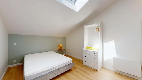 Quarto privado em 9 Imp. Martinon, 33400 Talence, France, imagem 3 de 19