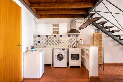 Dairenin tamamı konumu Via Giovanni Meli, 90133 Palermo PA, Italy, 5 12 görüntüsü
