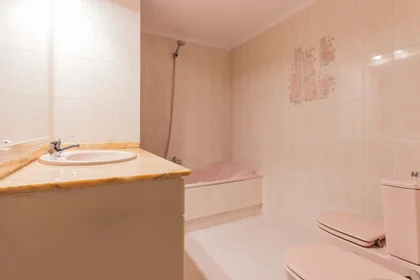 Private room at Av. de Burjassot, 46015 València, Valencia, Spain, image 3 of 33