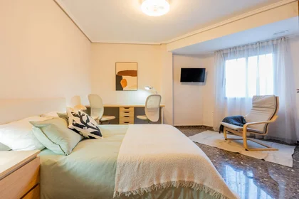 Private room at Av. de Burjassot, 46015 València, Valencia, Spain, image 6 of 33