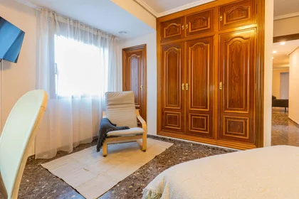 Private room at Av. de Burjassot, 46015 València, Valencia, Spain, image 7 of 33