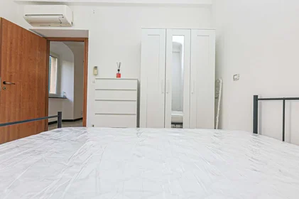Habitación privada en Via Giacomo Buranello, 2, 16149 Genova GE, Italia, imagen 5 de 32