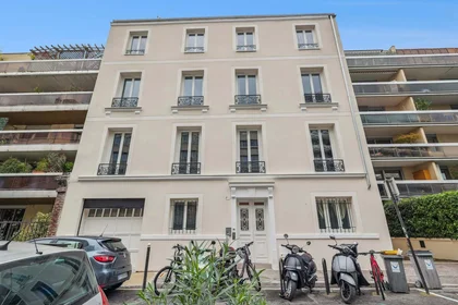 Özel oda konumu 2 Rue de Sèvres, 92100 Boulogne-Billancourt, France, 11 15 görüntüsü