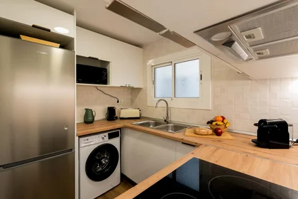 Quarto privado em Carrer de Sardà, 64, 08203 Sabadell, Barcelona, Spain, imagem 11 de 12