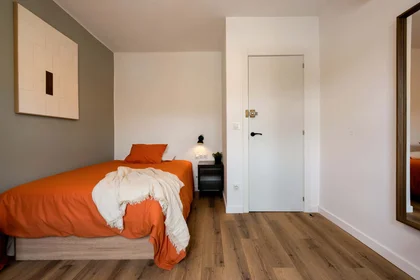 Quarto privado em Carrer de Sardà, 64, 08203 Sabadell, Barcelona, Spain, imagem 4 de 14