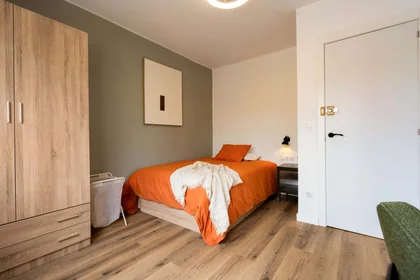 Quarto privado em Carrer de Sardà, 64, 08203 Sabadell, Barcelona, Spain, imagem 5 de 14