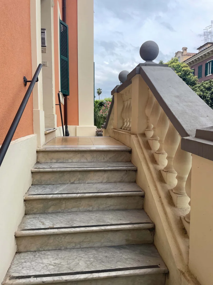 Via Monte Tomatico, 12, 00141 Roma RM, Italia