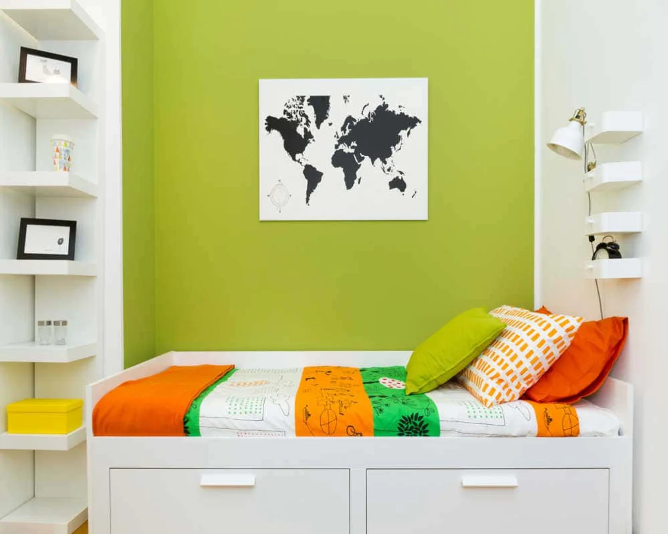 Habitación en apartamento estudiantil en alquiler en , completamente amueblado