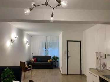 Habitación privada en Via Paolo Sarpi, 8 B, 33100 Udine UD, Italia, imagen 3 de 15